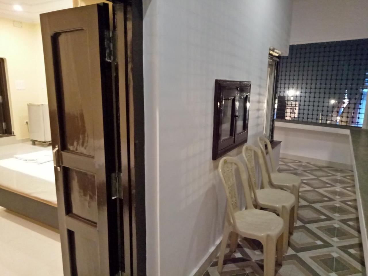 فندق دار ضيافة سينديا فاراناسي المظهر الخارجي الصورة